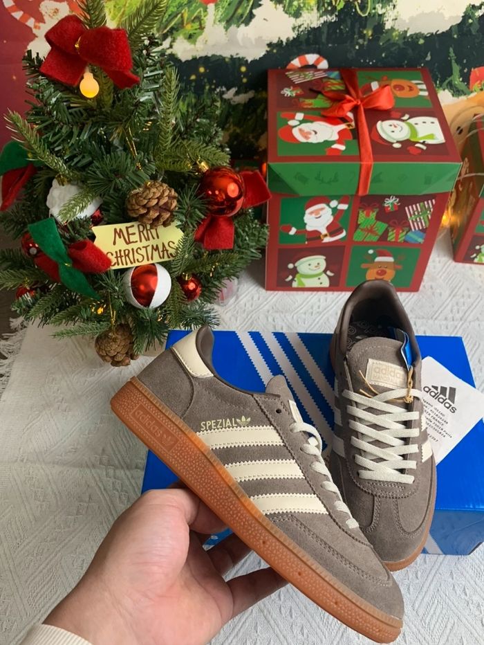 Nouveau Adidas Handball Spezial Marron Taille 36 - photo numéro 4