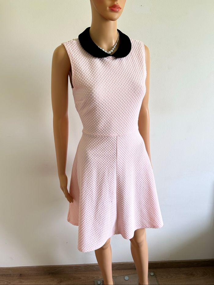 Robe rose claire sans manches Dorothy Perkins taille 38 jamais portée - photo numéro 2
