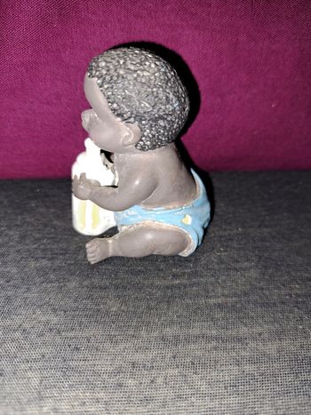 Figurine de bébé