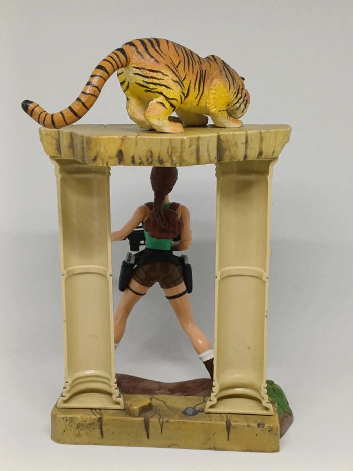 Rare Lara Croft Tomb Raider_Encounters Savage Bengal Tiger Figurine Playmates - photo numéro 6