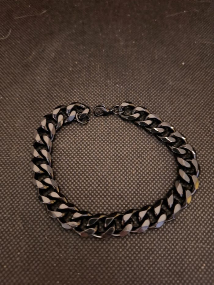 Bracelet acier inoxydable neuf avec etiquette souple . Pour hommes . - photo numéro 2