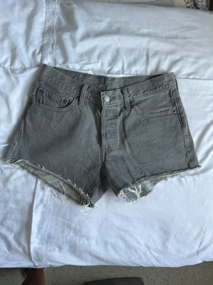 Short en jean gris Levi’s