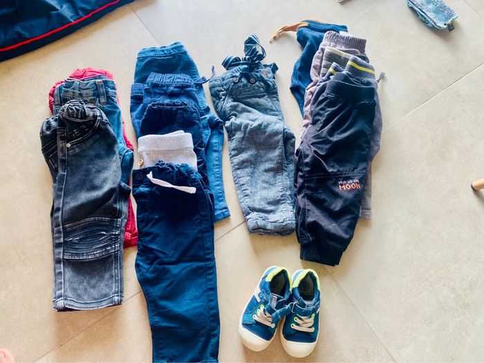 Lot de 14 pantalons 12 mois