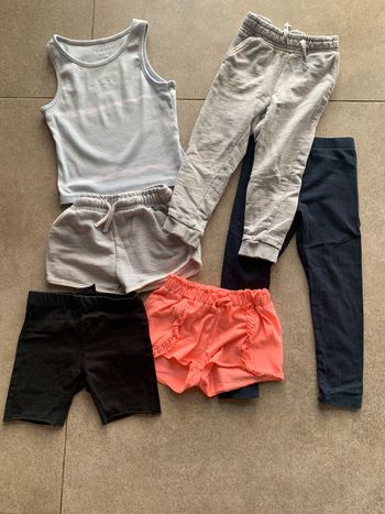 Lot vêtements tachés ou troués 4 ans