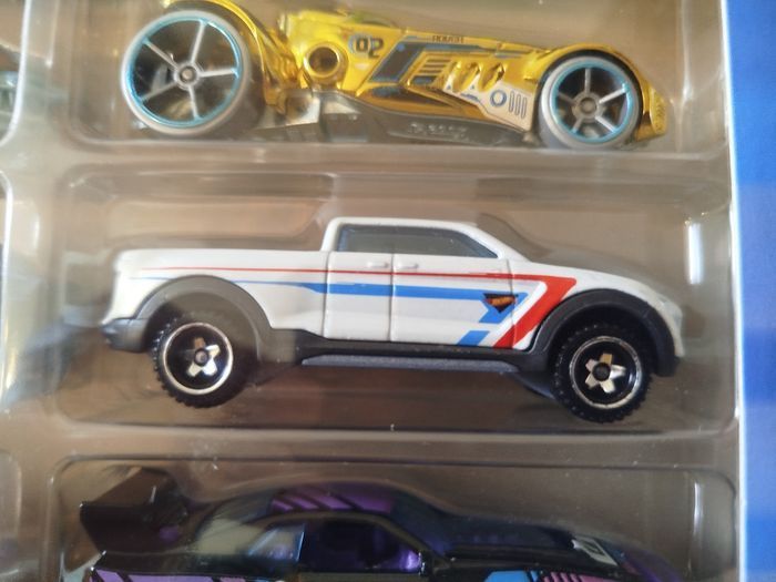 Hot Wheels  Let's Race 8 Pack Série Netflix - photo numéro 7