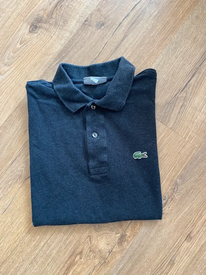 Polo Lacoste homme gris anthracite – Taille S – Authentique – Boutons nacrés