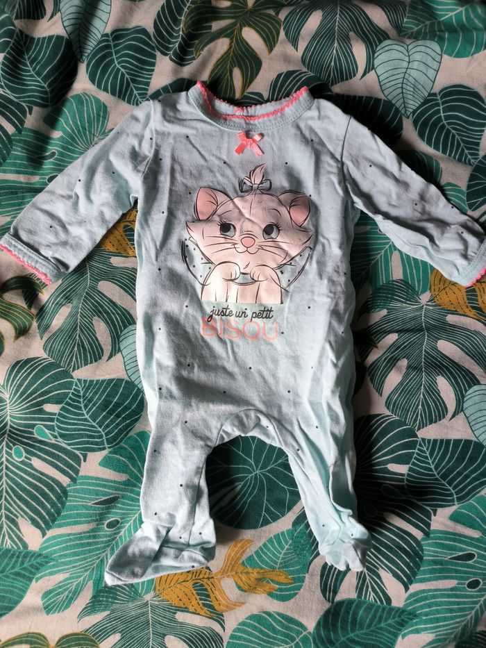 Pyjama 1mois - photo numéro 3
