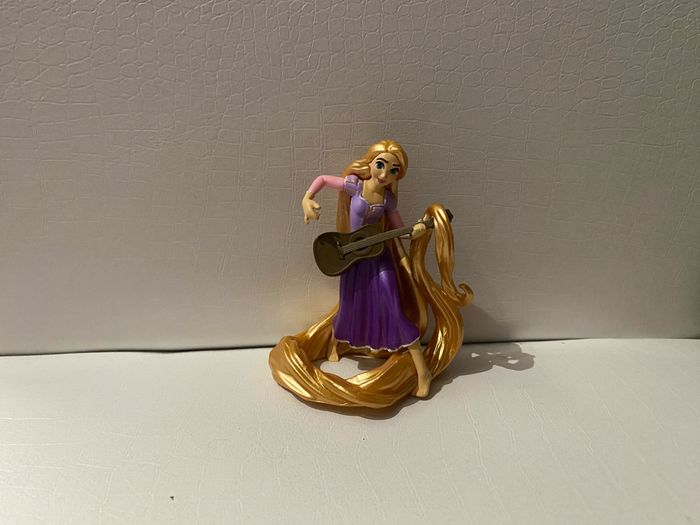 Figurine raiponce disney