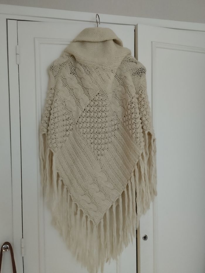 Poncho en laine H&M taille unique - photo numéro 3