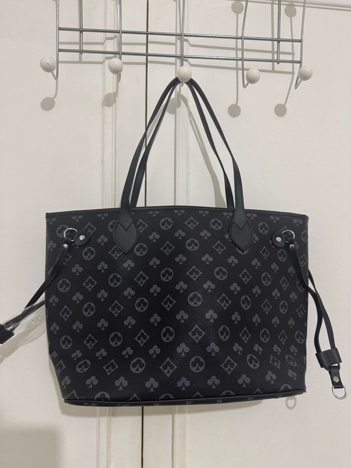 Neuf Sac cabas monogramme + pochette assortie - photo numéro 2