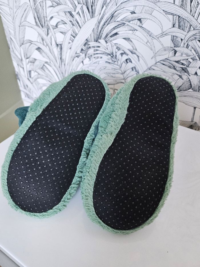 Chaussons tape à l'œil 32-33 - photo numéro 5
