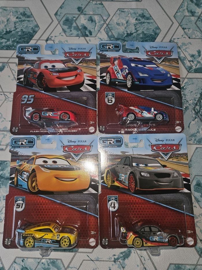 4 voitures cars Mattel neuves Disney Pixars série spéciale GRC - photo numéro 2