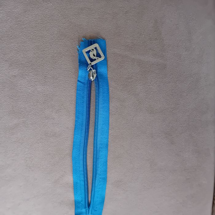 Faby27800 Fermeture éclair "Tom et Eva" - couleur : bleu - 21 cm - photo numéro 3
