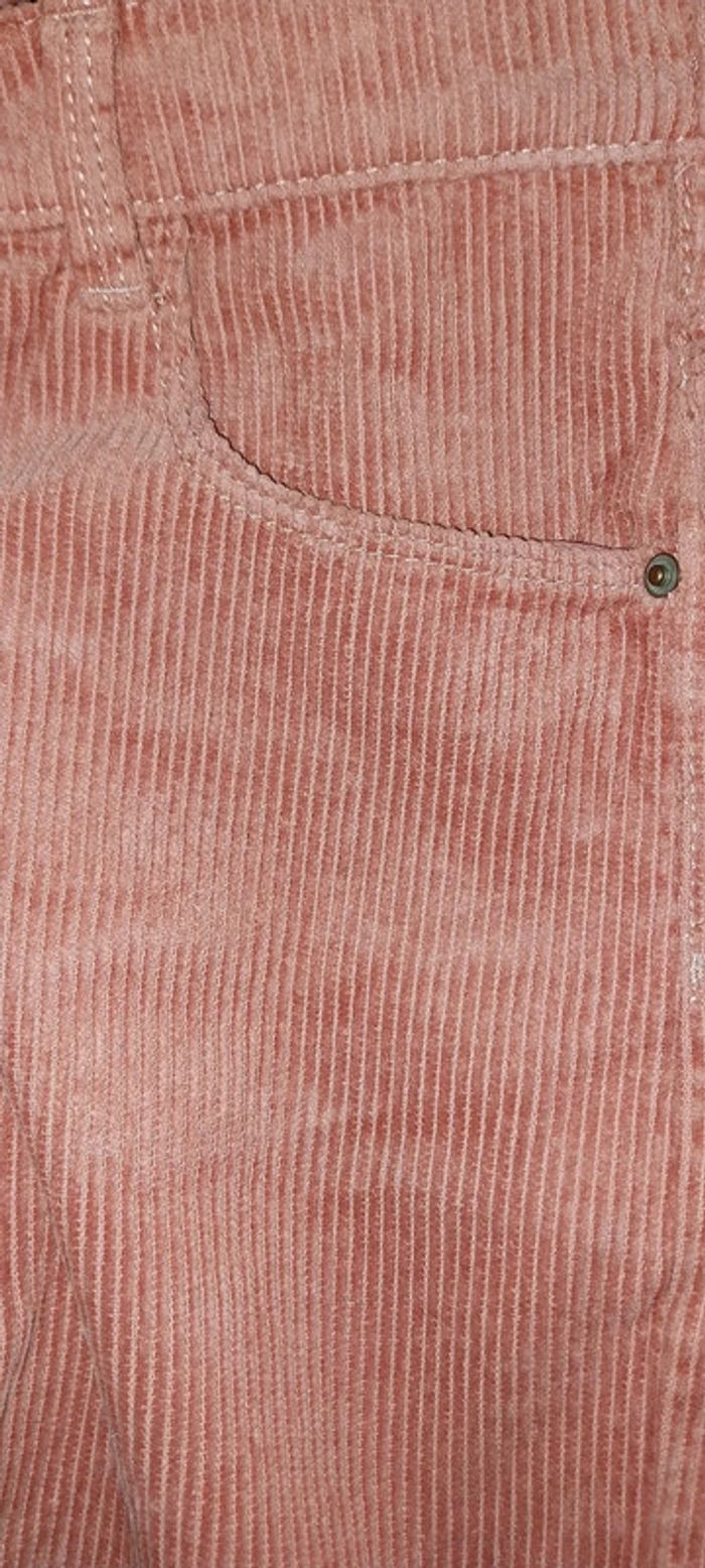 Pantalon velours rose wild leg neuf sans étiquette by Kiabi 12 ans - photo numéro 6