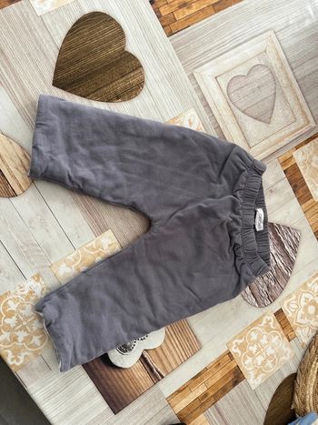 Pantalon gris 9 mois