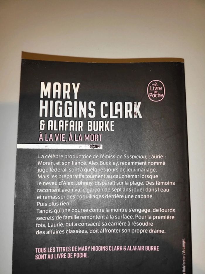 📚 Livre de poche À la vie, à la mort Mary Higgins Clark 📚 - photo numéro 2