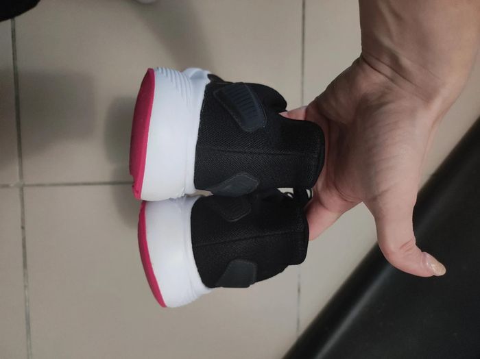 Baskets Adidas orholite femme t.40 - photo numéro 7