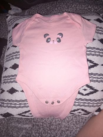 Lot 5 bodies primark 0/3mois 62cm