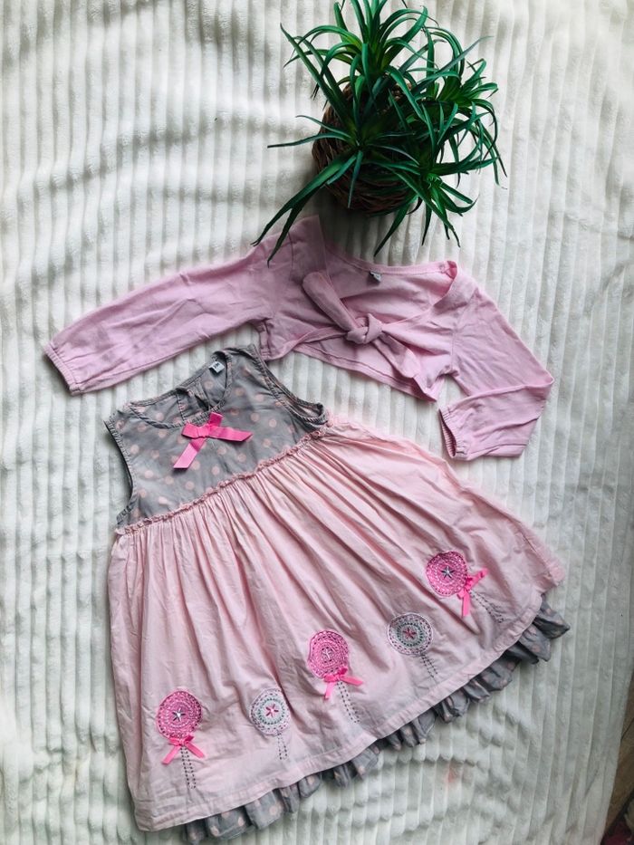 Robe et gilet rose et gris - photo numéro 7