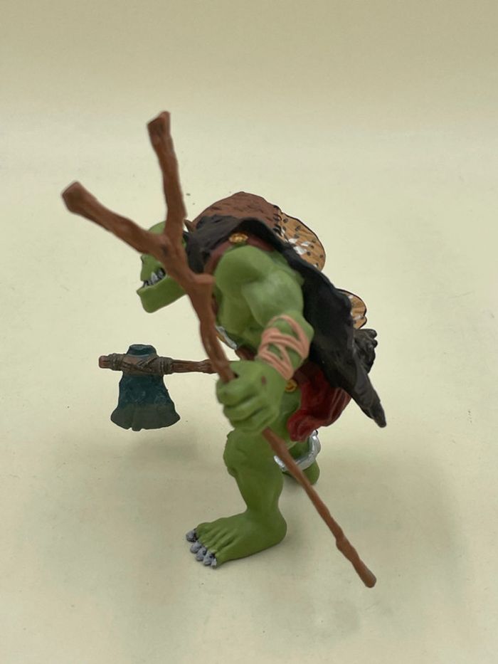 Figurine guerrier Fantasy Orgre vert avec arme 10 cm - photo numéro 2