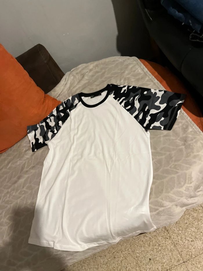 T-shirt hommes taille L neuf