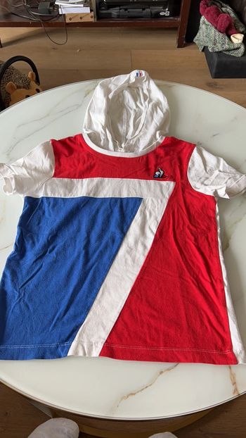 T-shirt à capuche