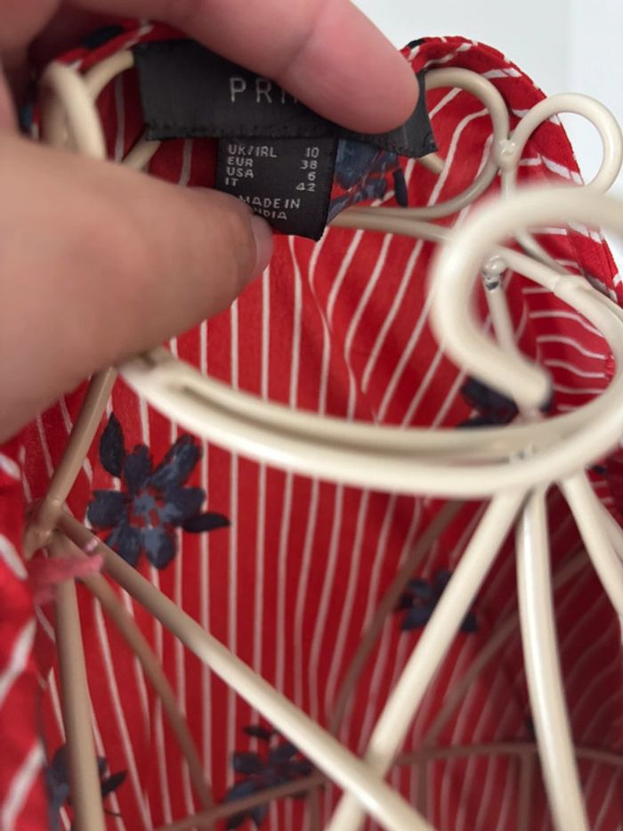 Robe courte Primark - Taille 38 - Très bon état - photo numéro 5