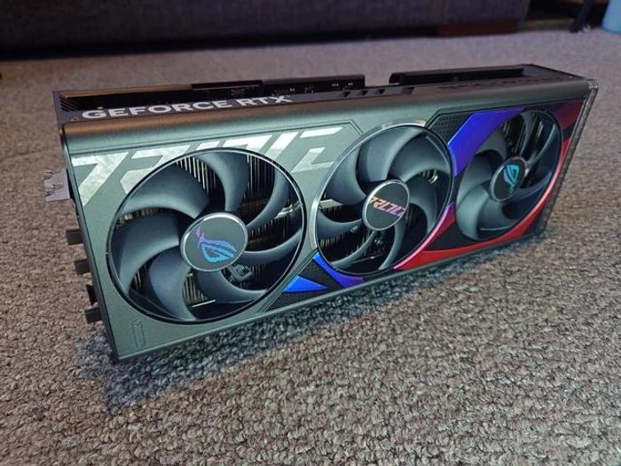 Carte_graphique_ASUS_ROG_Strix_GeForce_RTX_4090 - photo numéro 5