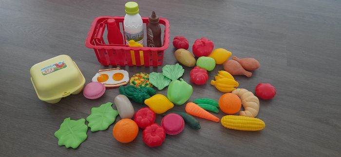 Lot accessoires pour marchande - photo numéro 2