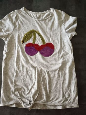Tee shirt cerises 13-14 ans