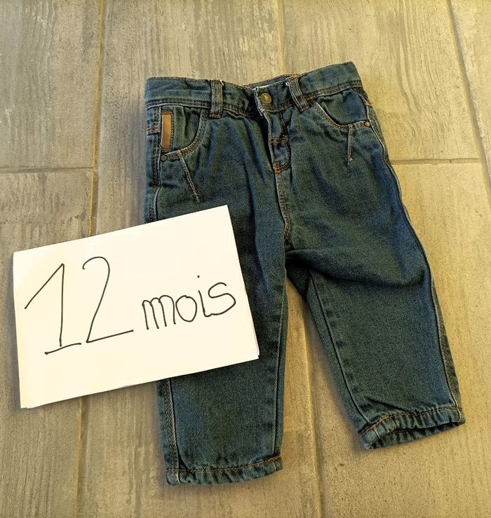 Lot n°239 Pantalon Jeans 12 mois Obaïbi