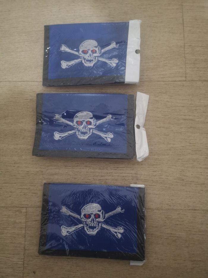 Porte feuille tête de mort