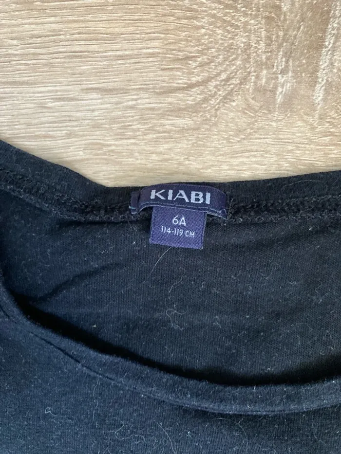 TEE shirt manches longues fille 6 ans - photo numéro 2