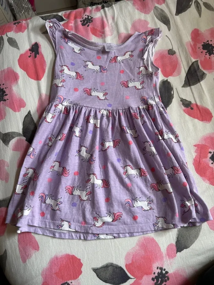 Robe licorne lilas