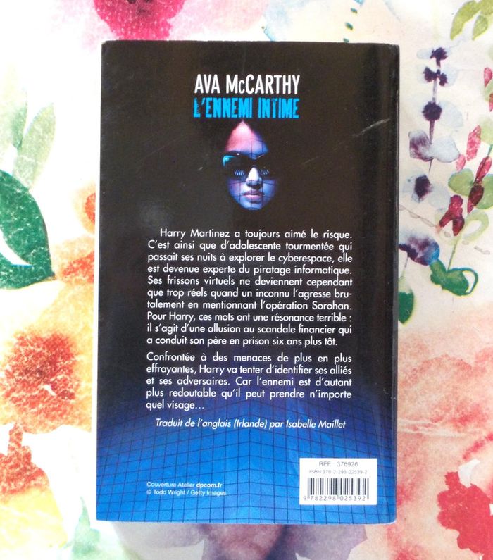 L'ennemi intime de Ava McCarthy Ed. France Loisirs - photo numéro 3