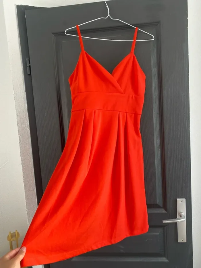 Robe courte - photo numéro 2