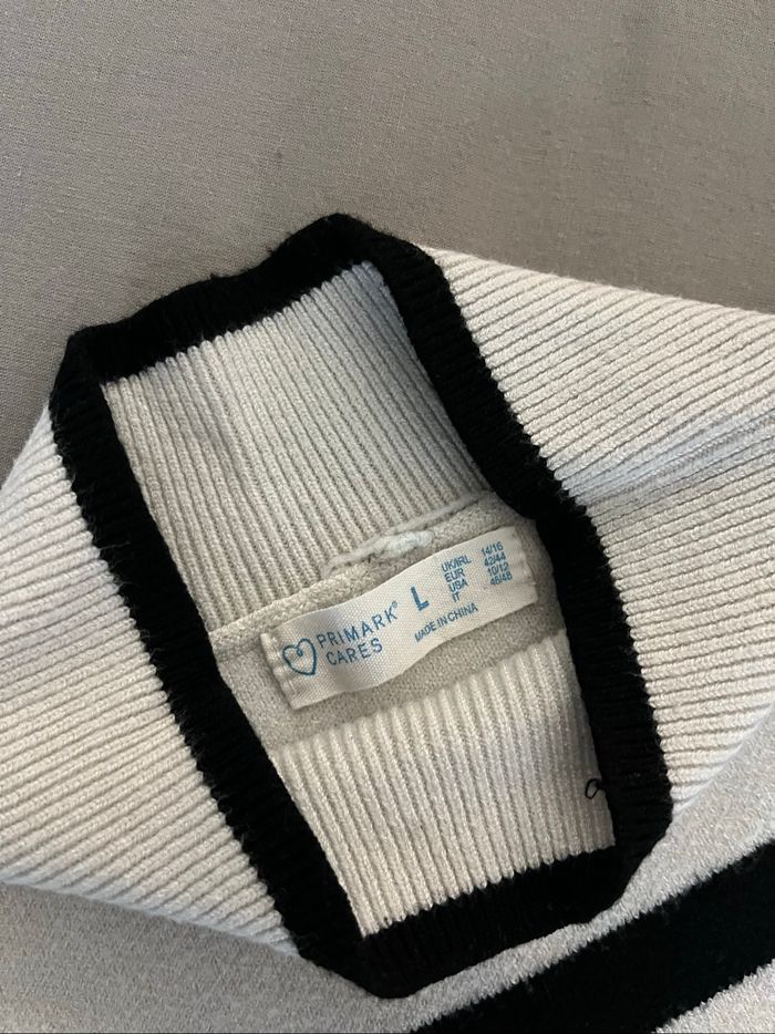 Pull rayé blanc et noir - photo numéro 2