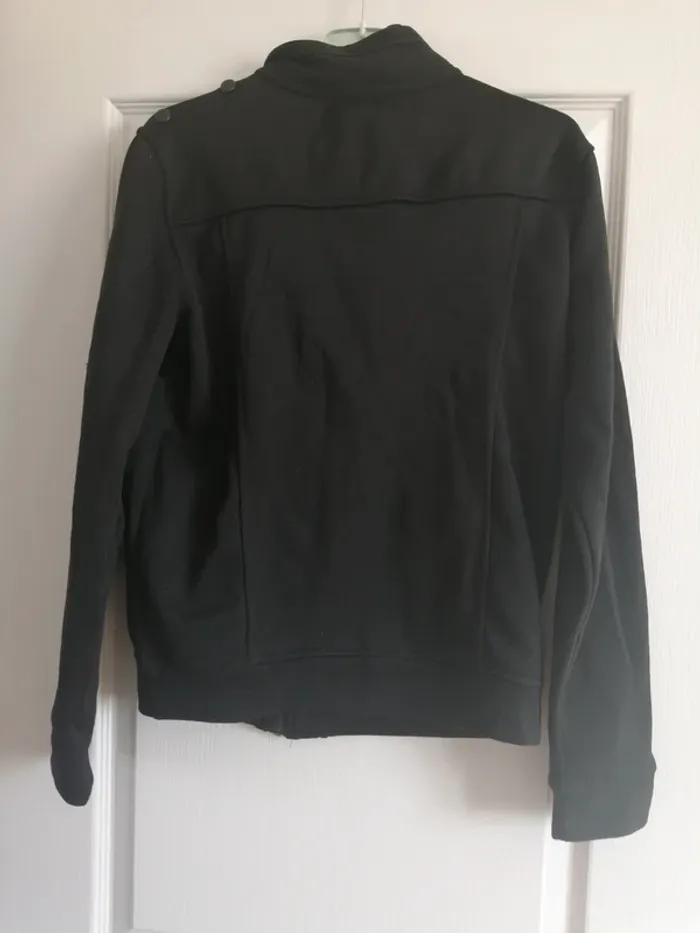 Veste - photo numéro 2