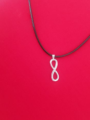 Collier cordon noir réglable infini Amour éternel