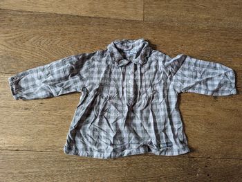 Blouse à carreaux alphabet 9 mois