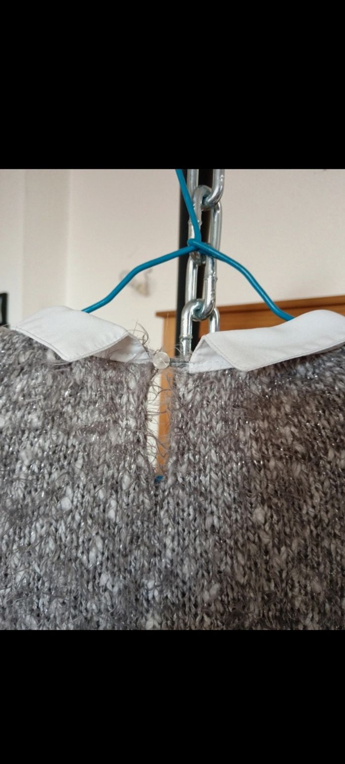 Beau pull taille xl en TBE - photo numéro 7