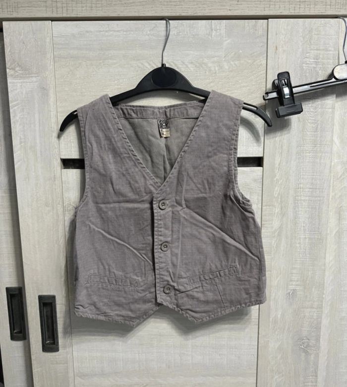 Boléro tape à l’œil taille 8 ans