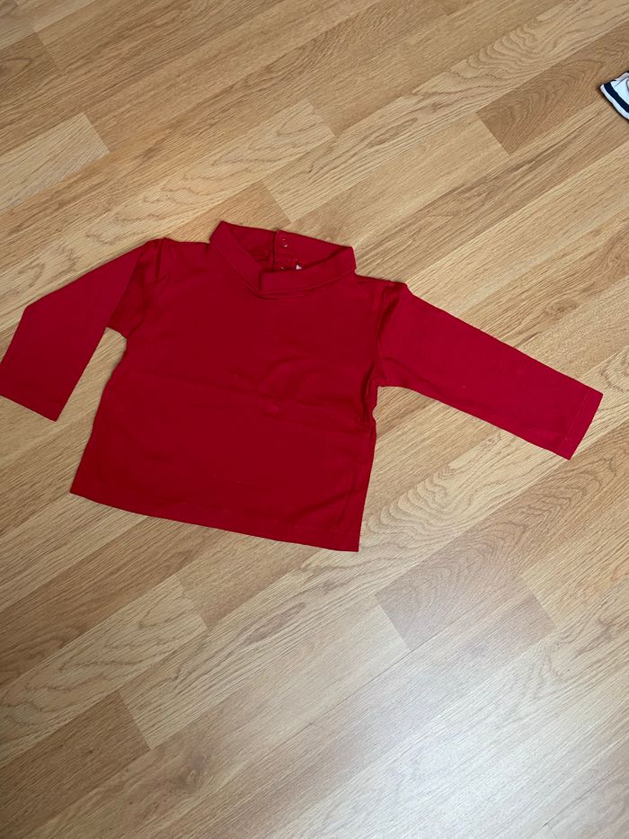 Tee shirt col roulé 24, mois