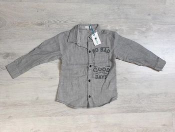 Chemise Absorba neuve avec étiquette rayée grise et blanche 4 ans