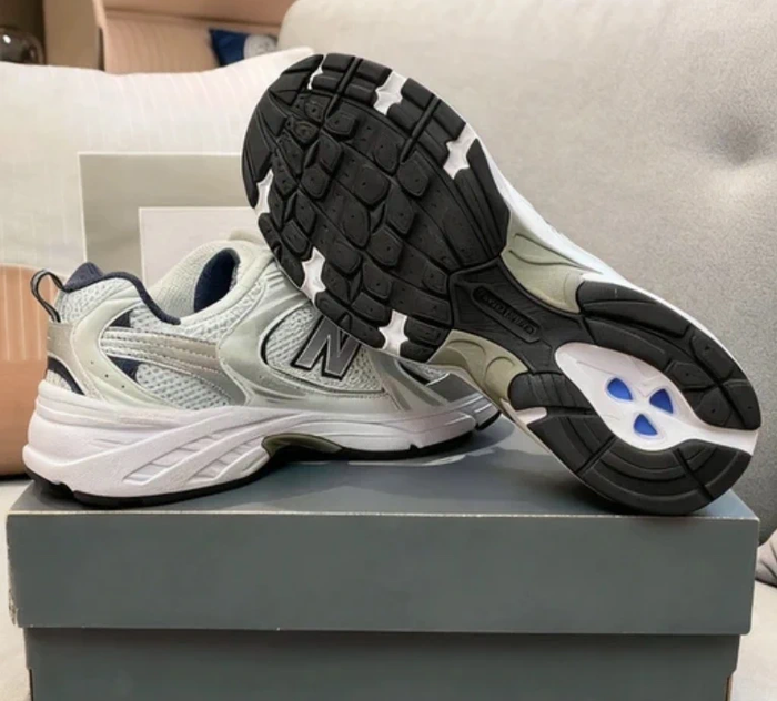 New Balance 530 Blanc 36 - photo numéro 4