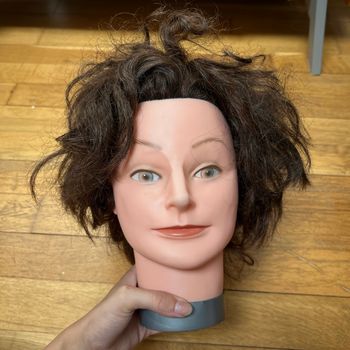 Tête à coiffer