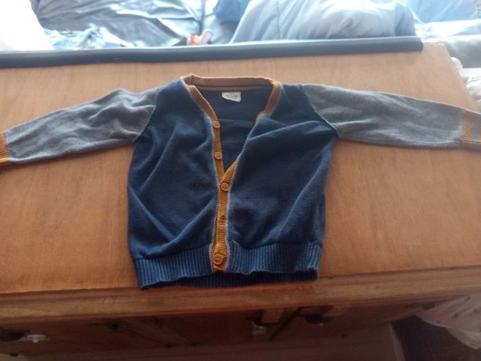 Lot de gilets garçons 24 mois