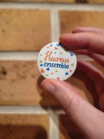 Aimant magnet heureux ensemble