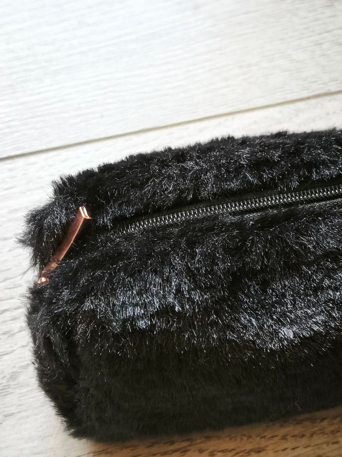 Trousse/plumier - photo numéro 2