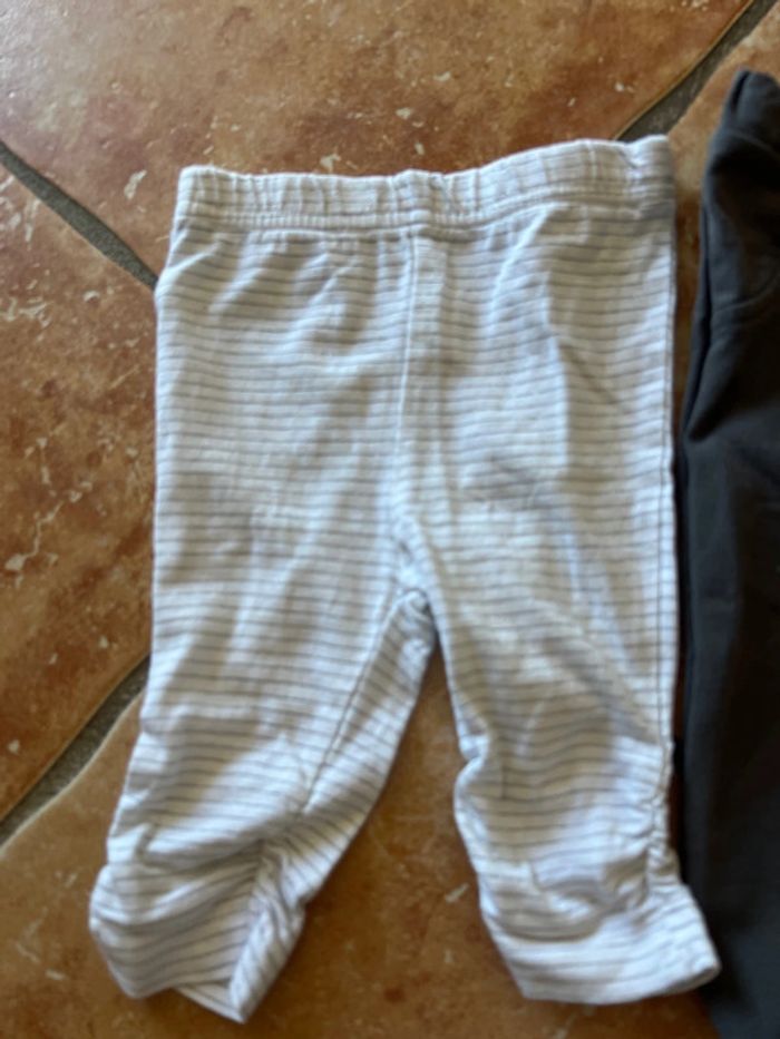 Lot 3 leggings fins 6mois - photo numéro 2